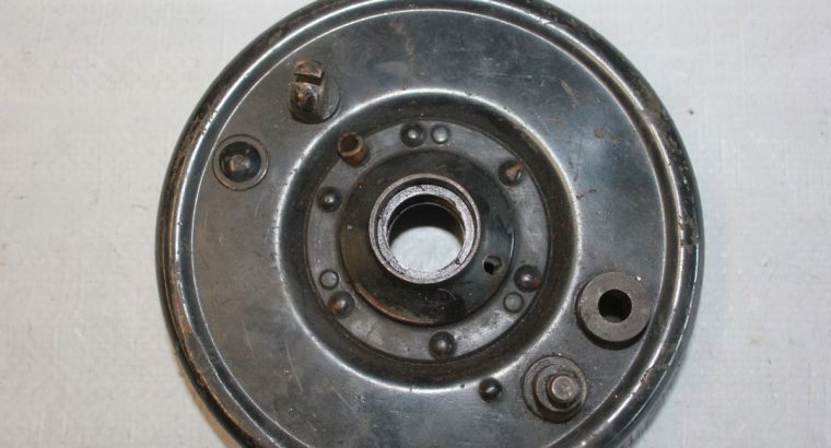 VL EARLY BGRAKE DRUM AND BACKING PLATE