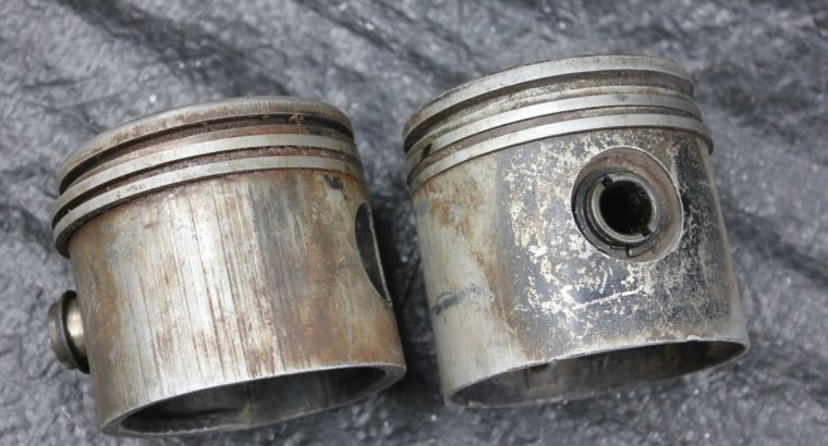 HD OEM USED PISTONS WITH RINGS / WRIST PINS